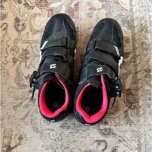 Peloton bike shoes size 40